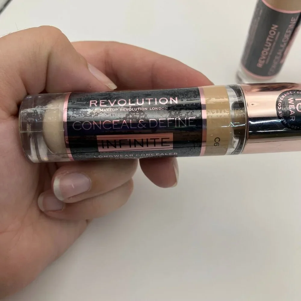 Lot of 3 Revolution Conceal & Define Infinite Concealer C7 16HR Wear Creaseproof
